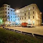 Slavia 4*