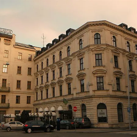 Slavia ホテル 4*