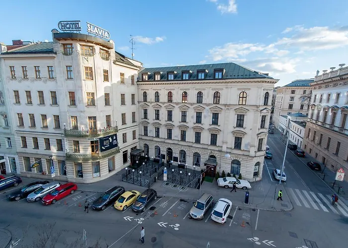 Slavia Hotell 4*