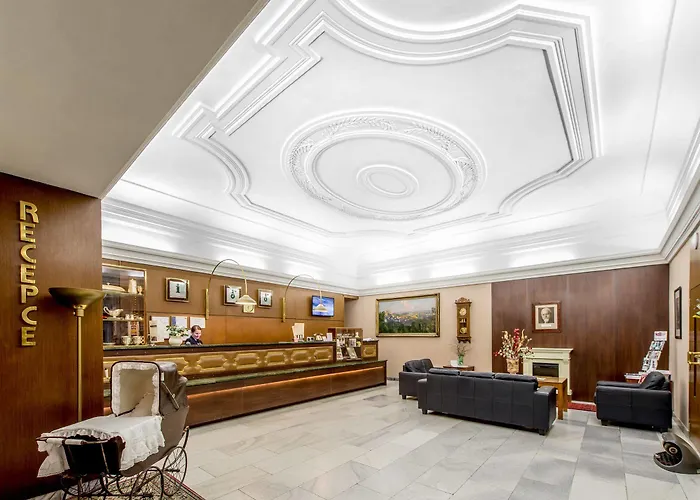 Slavia Hotell 4*