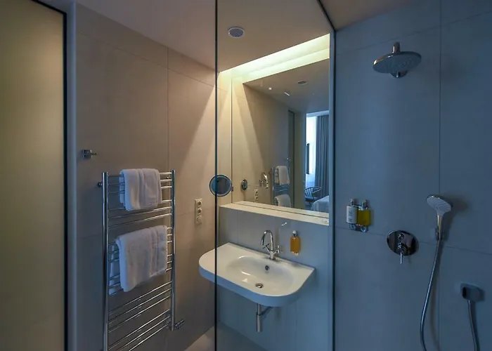 Slavia Hotell 4*